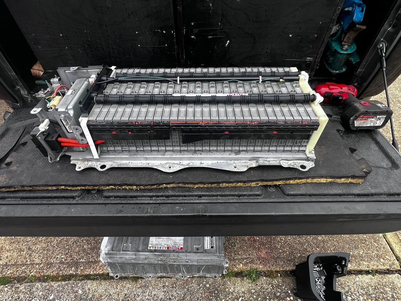 Hybrid battery pack